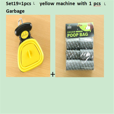 Pet Waste Cleaner – Foldable Dog Pooper Scooper with Bags